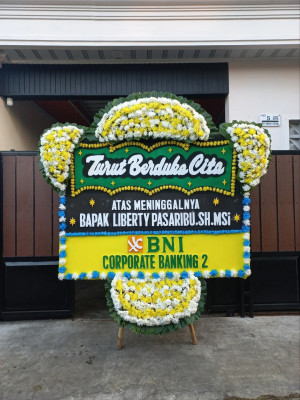 Papan Bunga Duka di Muruk Rian