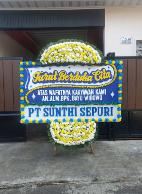 Papan Bunga Duka di Muruk Rian