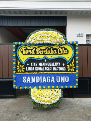 Papan Bunga Duka di Muruk Rian